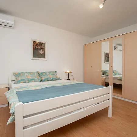 2 Bedroom Stunning In 別荘 Medvida