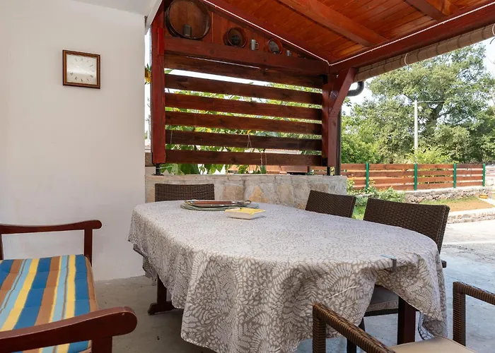 Tatil Evi 2 Bedroom Stunning In Medvida